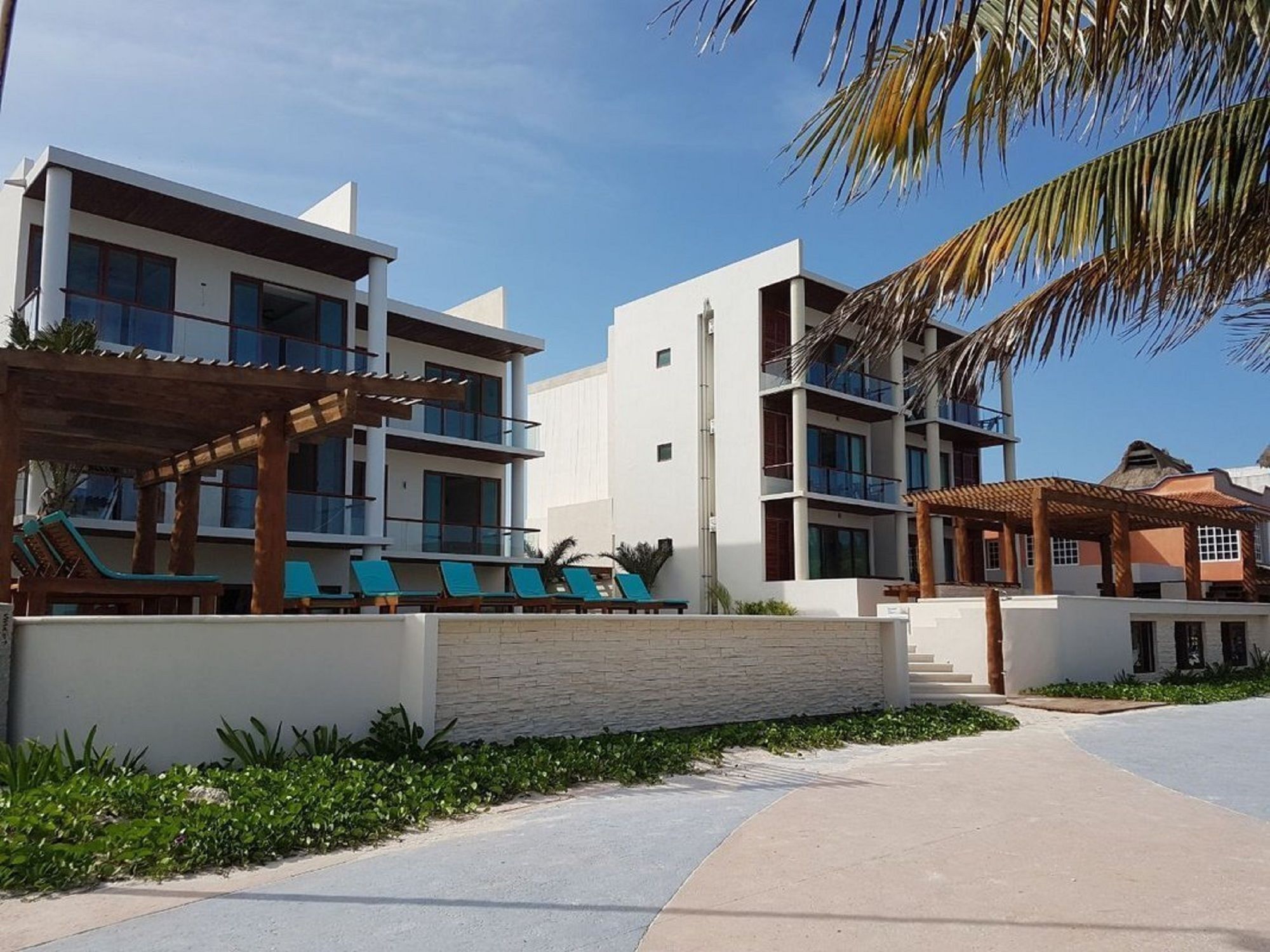 Aqua Star Hotel And Apartments By Koox Luxury Collection Mahahual Exterior photo